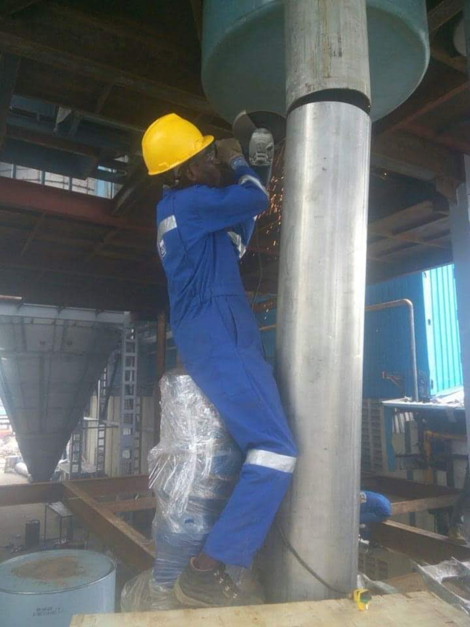 Grinding vertical pipe